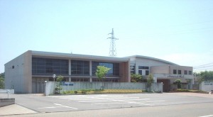memorial 全面道路を切り取り、建物だけ載せてほしい